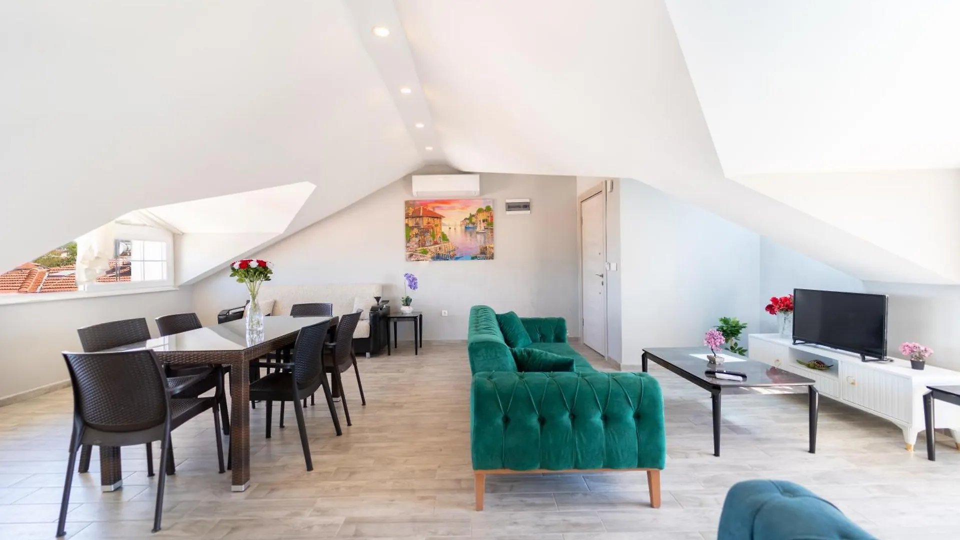 Stunning Suite In Oeluedeniz With Seaview And Pool 0*, 厄吕代尼兹